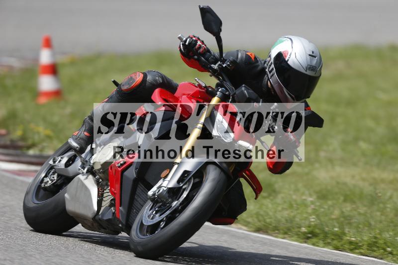 /27 12.06.2025 Ducati Schweiz Trackday Warmup  ADR/gelb-jeaune/ohne